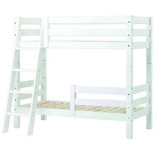 Hoppekids ECO Luxury våningssäng med säkerhetsräcke och sned stege - 70x160 cm